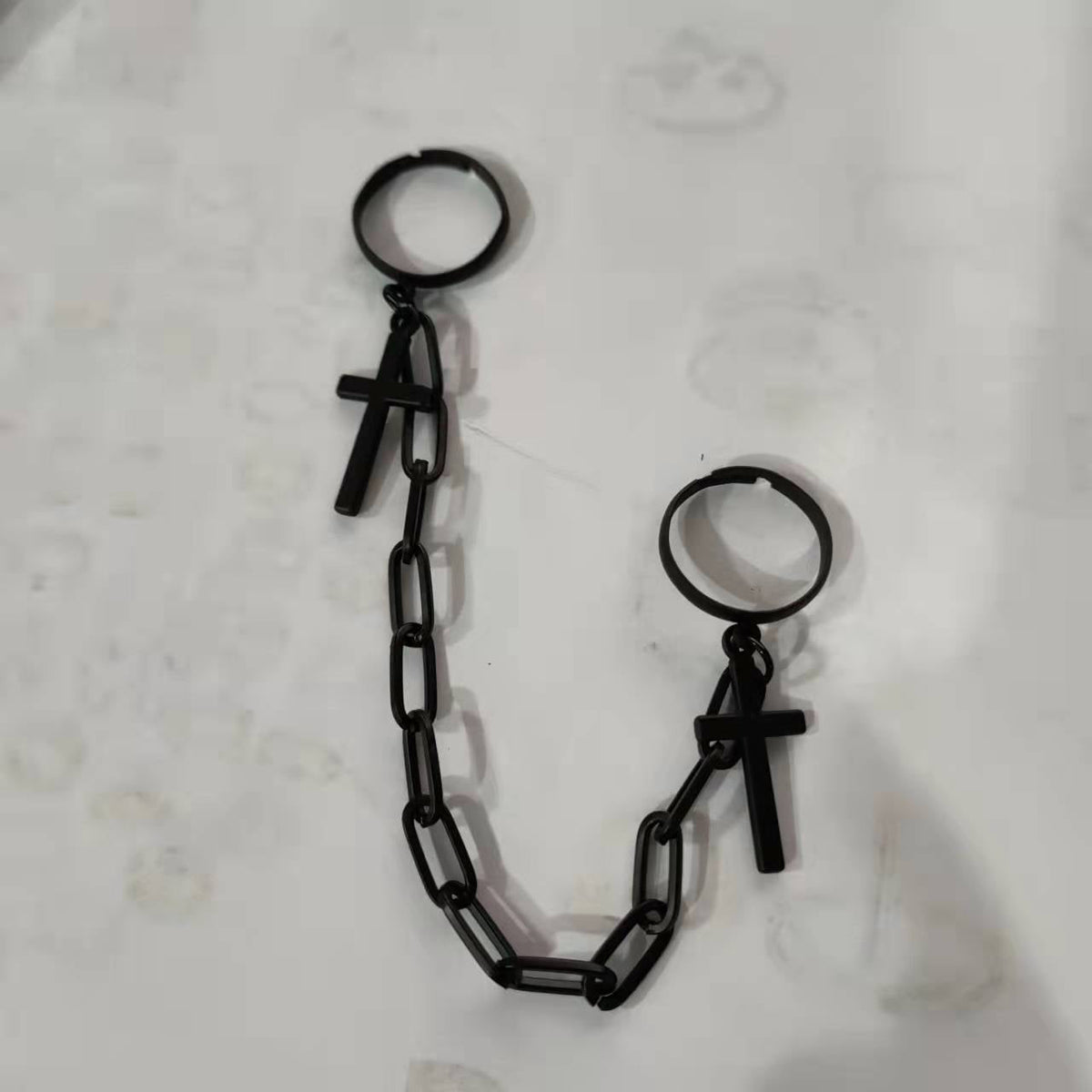 Classic Chain with Timeless Appeal