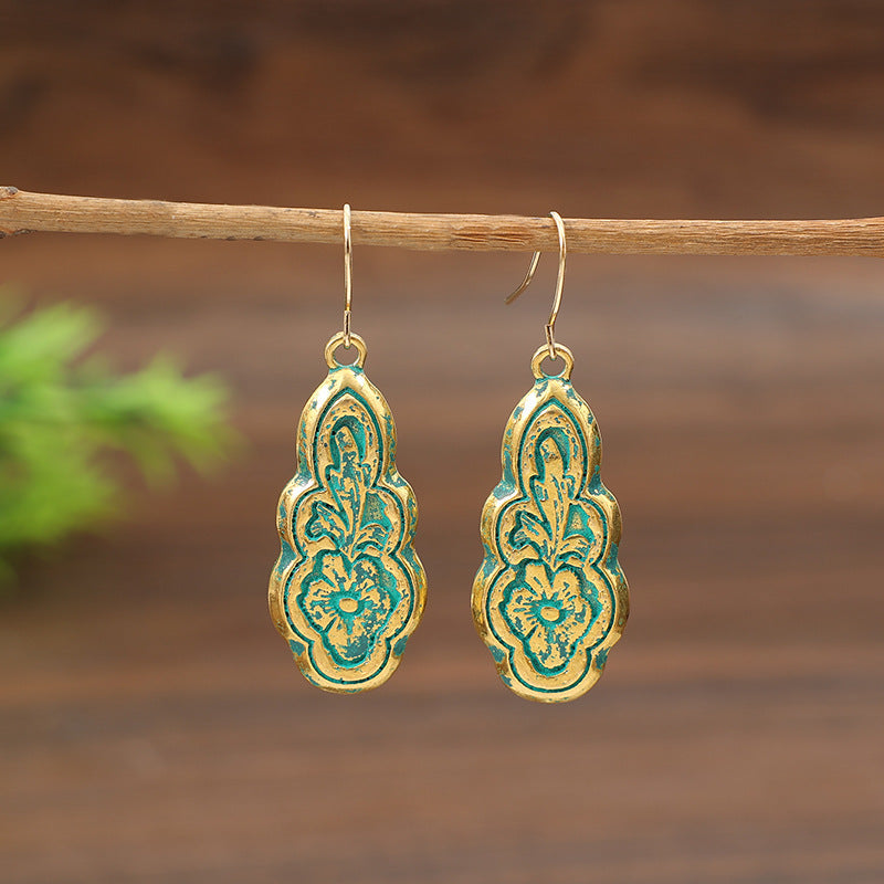 Classic Earring with Timeless Appeal