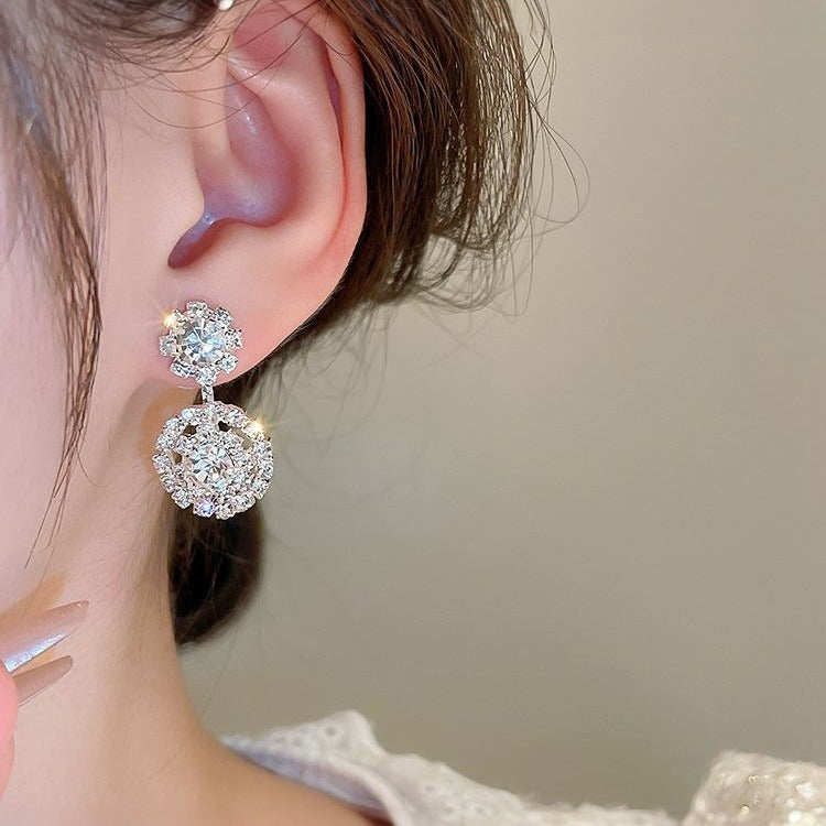 Stunning Earring for Daily Wear