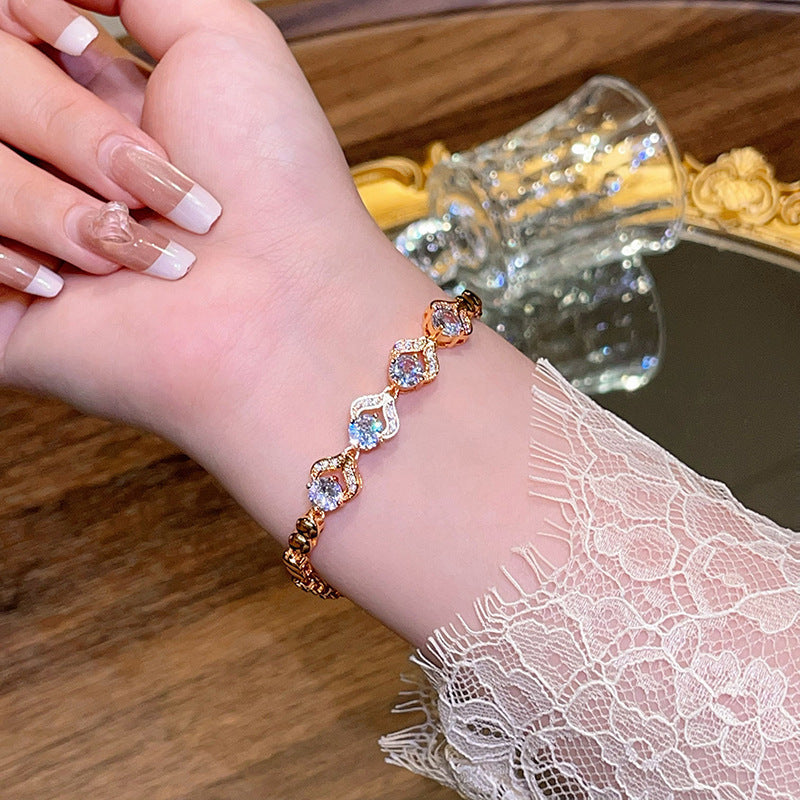 Romantic Bracelet for Special Moments