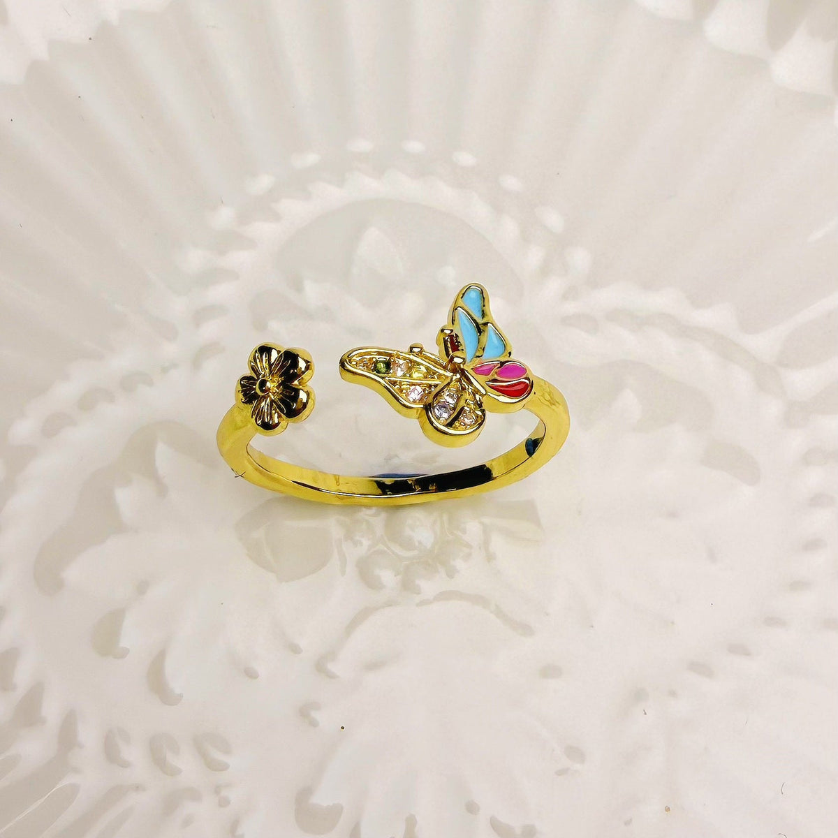 Beautiful Ring with Unique Style