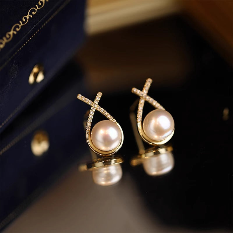 Delicate Artisan Pearl Earring
