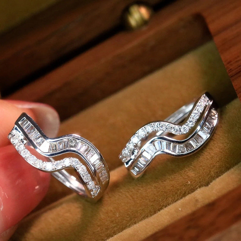 Elegant Earring for Every Occasion