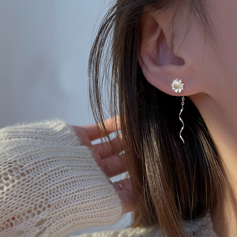 Classic Earring with Timeless Appeal