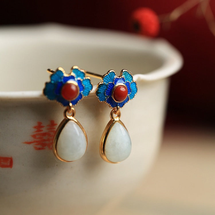 Elegant Gold Earring for Every Occasion