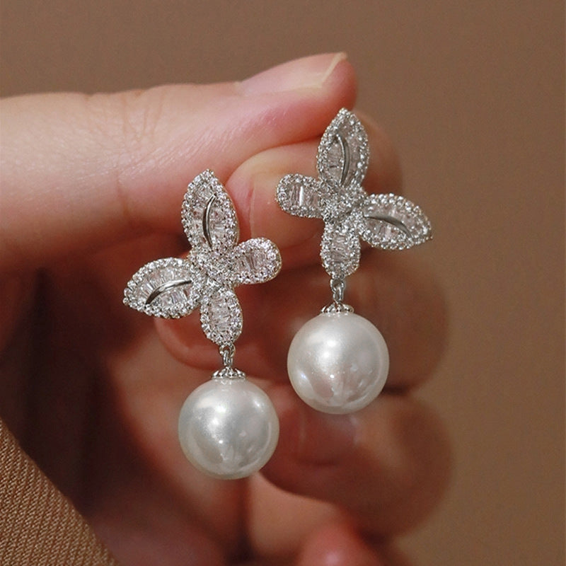 Elegant Pearl Earring for Every Occasion