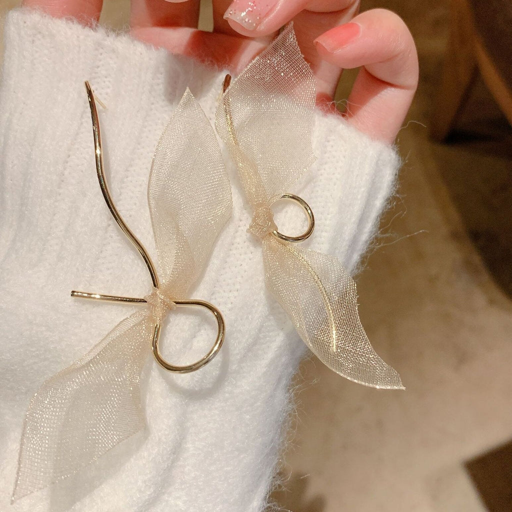 Classic Earring with Timeless Appeal
