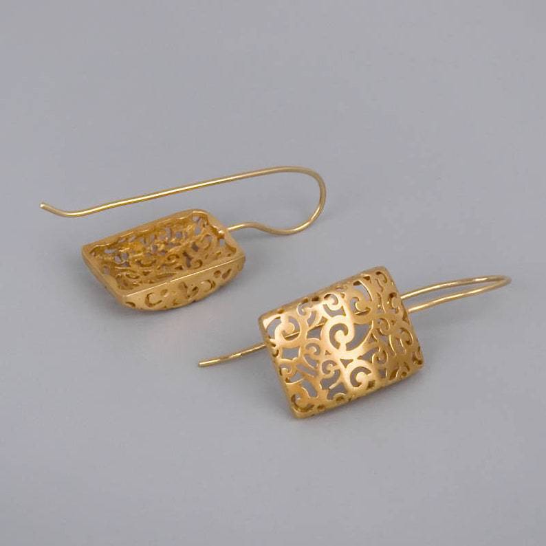 Beautiful Earring with Unique Style