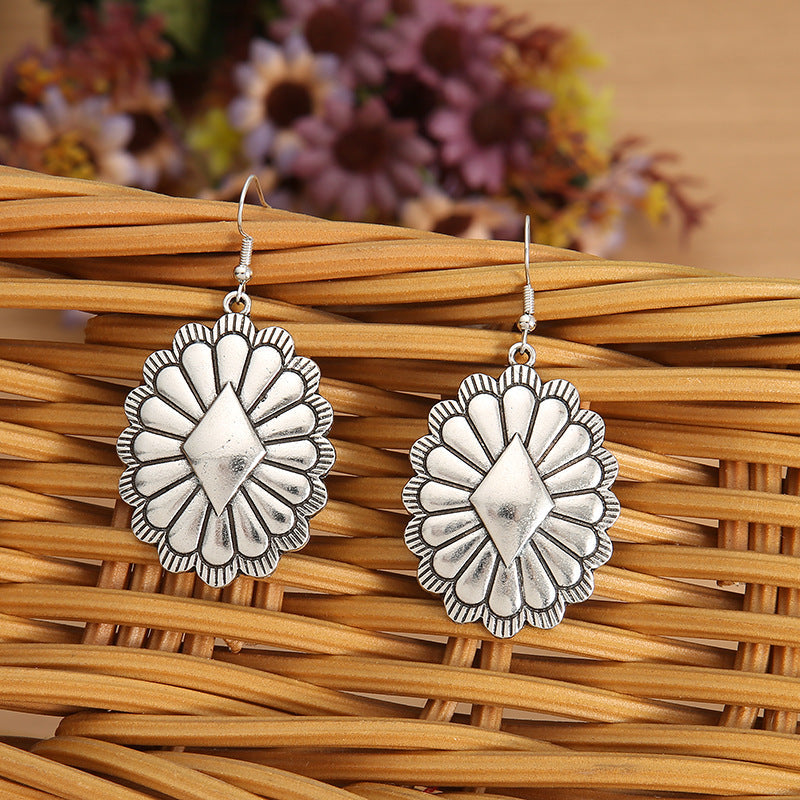 Elegant Earring for Every Occasion