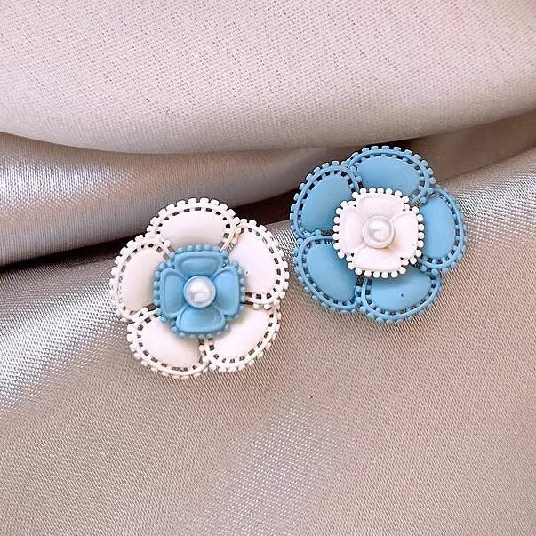 Elegant Earring for Every Occasion