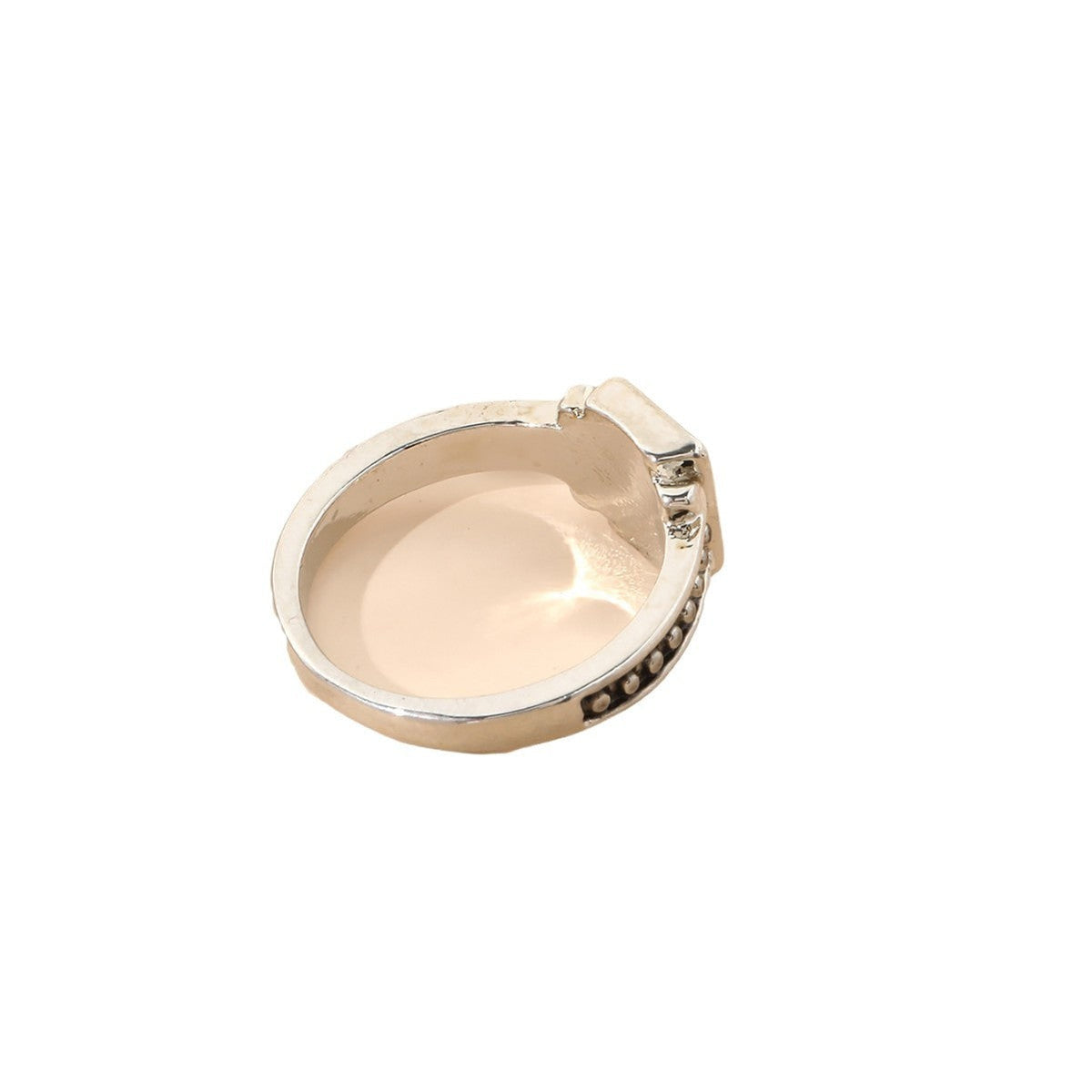 Classic Silver Ring with Timeless Appeal