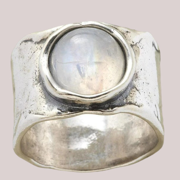 Classic Ring with Timeless Appeal
