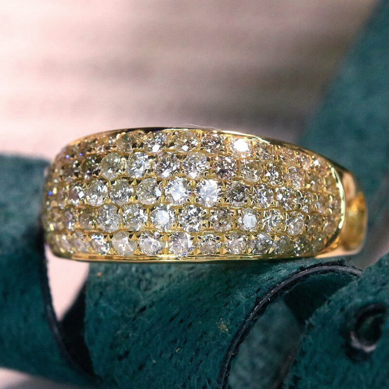 Charming Piece for Any Occasion