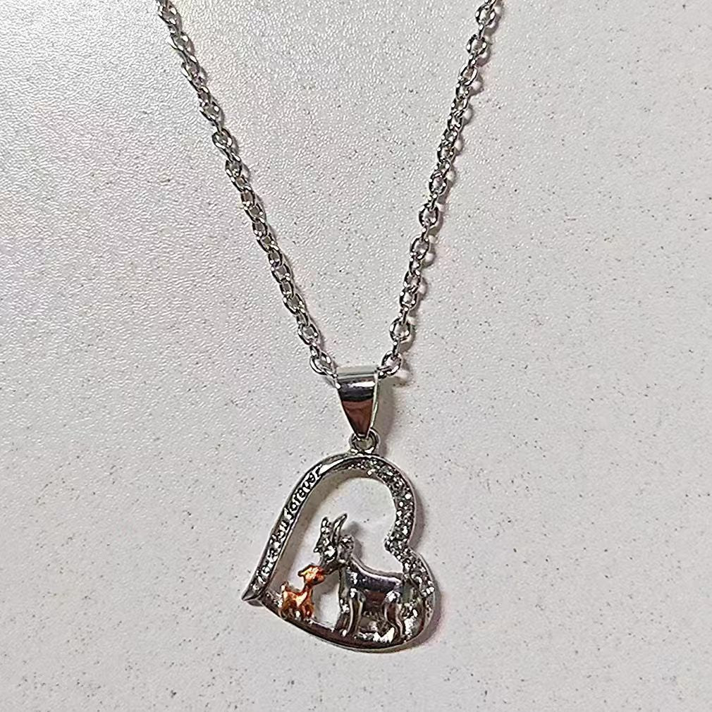 Stunning Necklace for Daily Wear