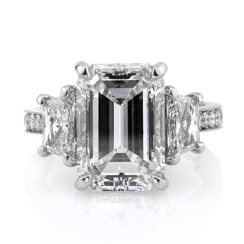 Classic Ring with Timeless Appeal