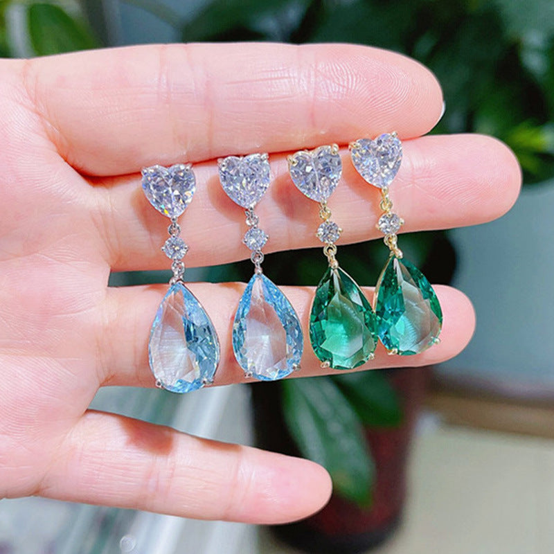 Charming Earring for Any Occasion