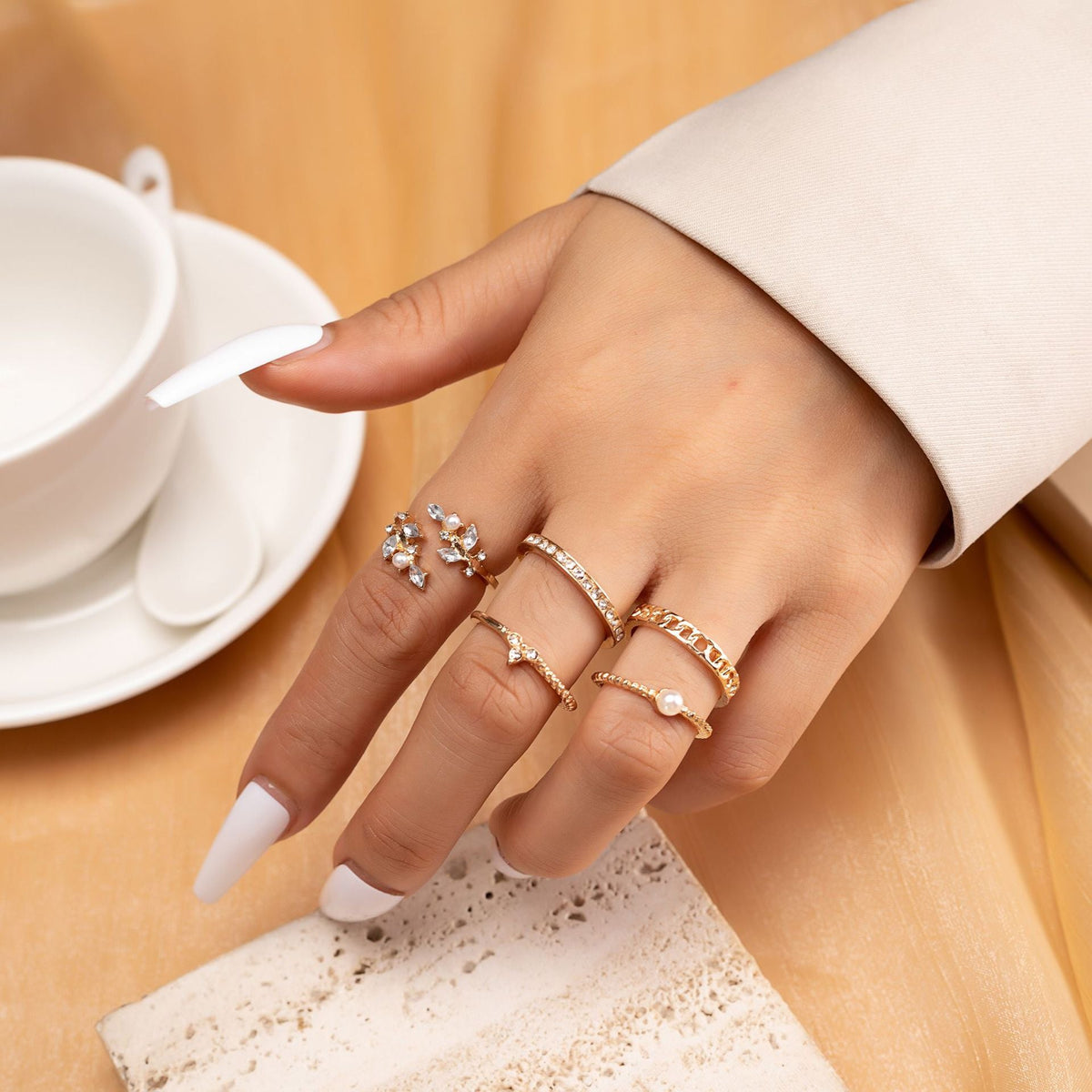 Romantic Gold Chain for Special Moments