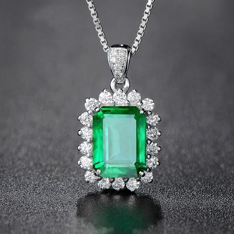 Classic Necklace with Timeless Appeal