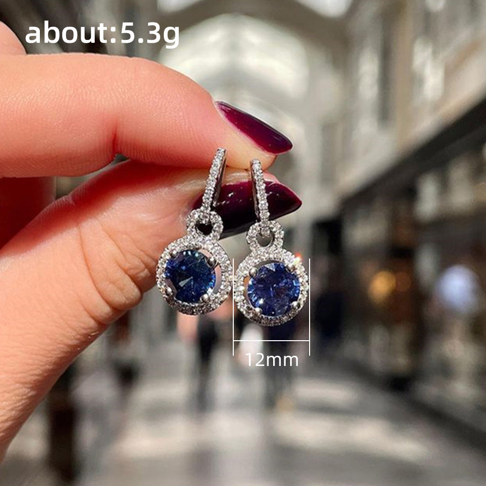 Elegant Earring for Every Occasion