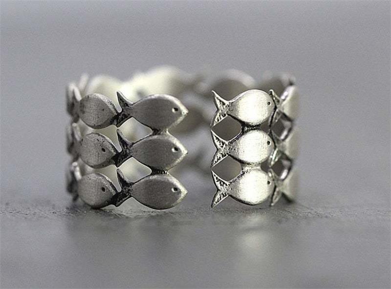 Stunning Gold Ring for Daily Wear