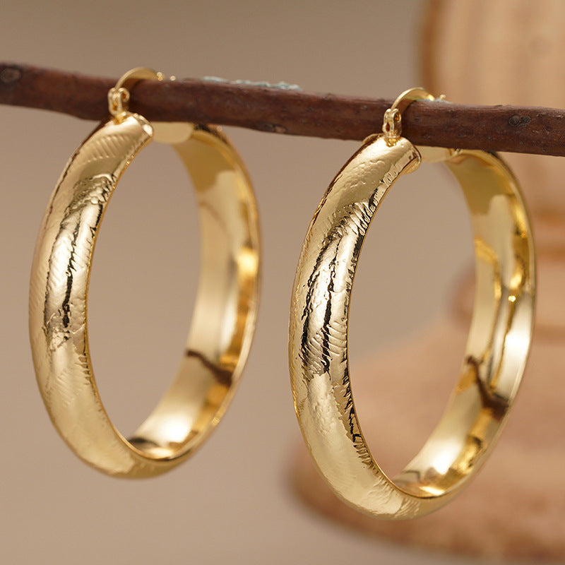 Romantic Earring for Special Moments