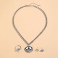 Beautiful Set with Unique Style
