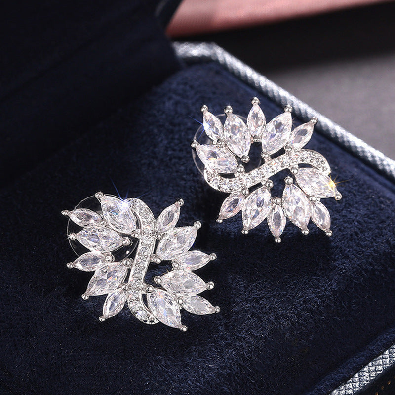 Elegant Earring for Every Occasion