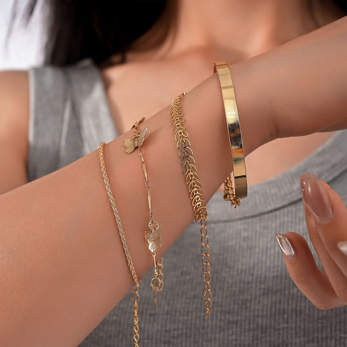 Beautiful Set with Unique Style