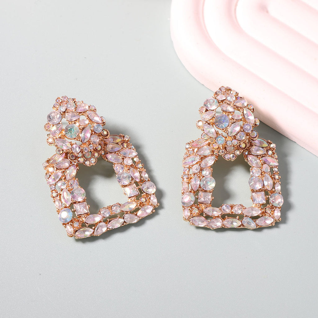 Charming Piece for Any Occasion