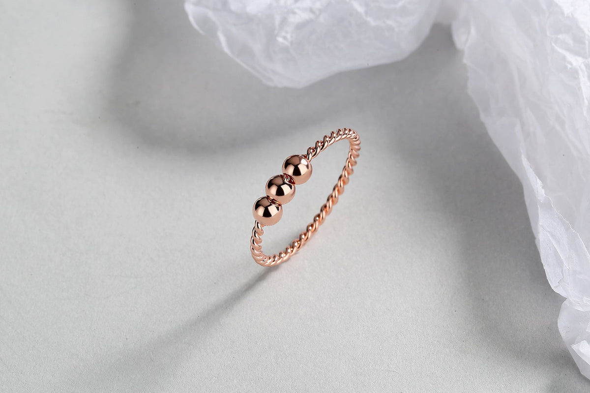 Romantic Gold Ring for Special Moments