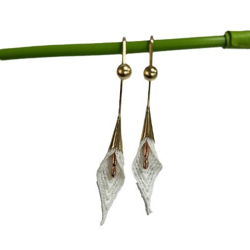 Romantic Earring for Special Moments