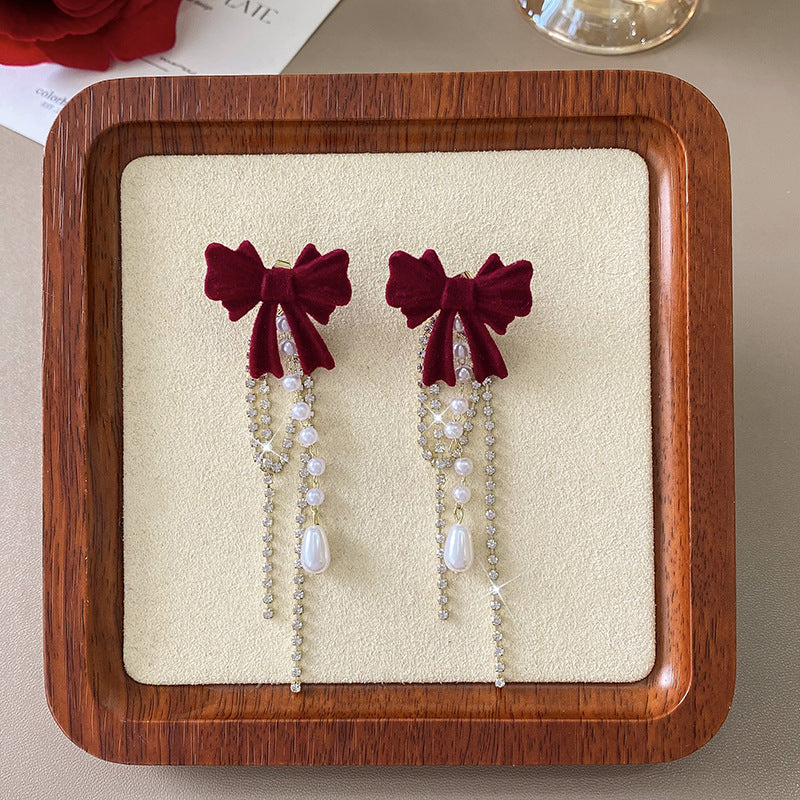 Romantic Pearl Earring for Special Moments