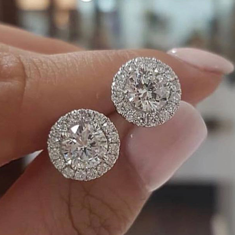 Classic Earring with Timeless Appeal