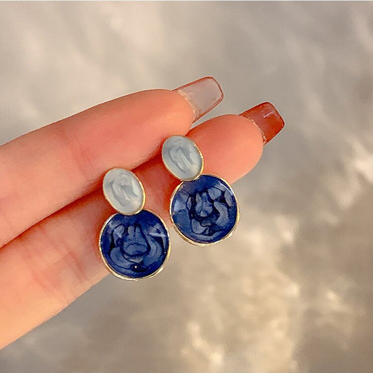 Stunning Earring for Daily Wear