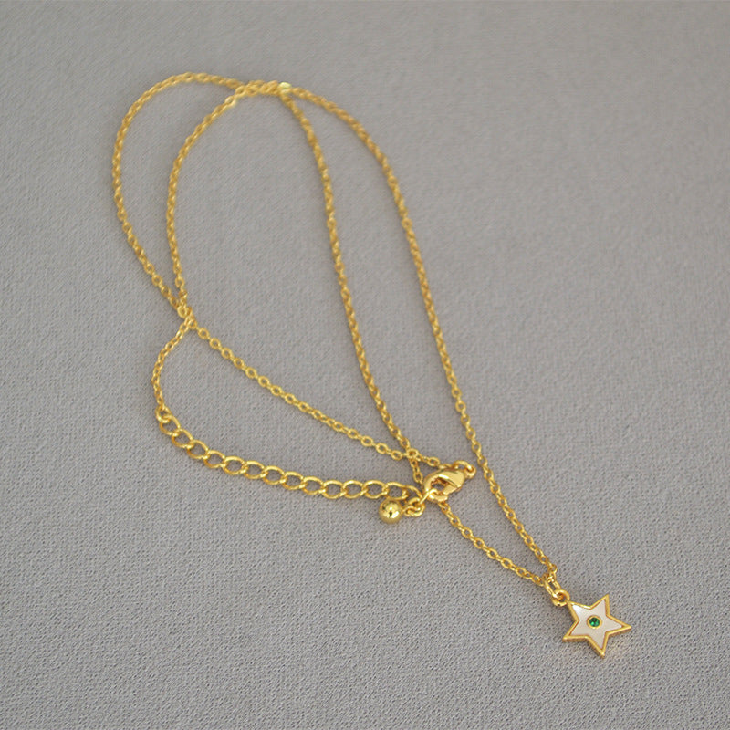 Classic Pearl Necklace with Timeless Appeal