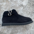 Graceful Orthopedic Boots for Modern Look