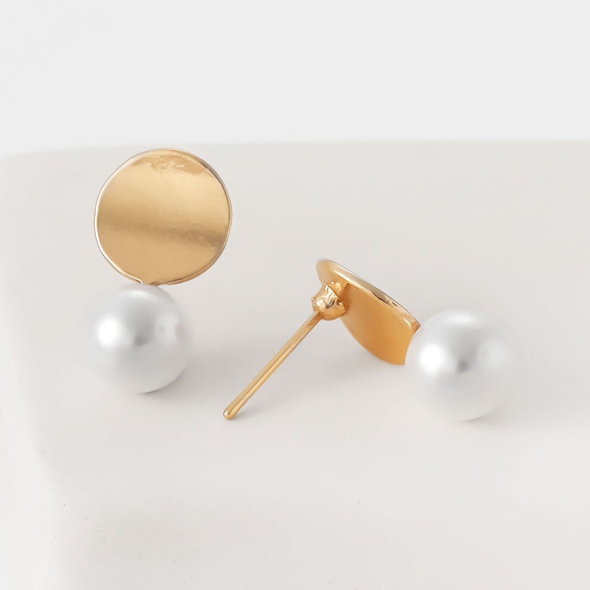 Classic Gold Necklace with Timeless Appeal