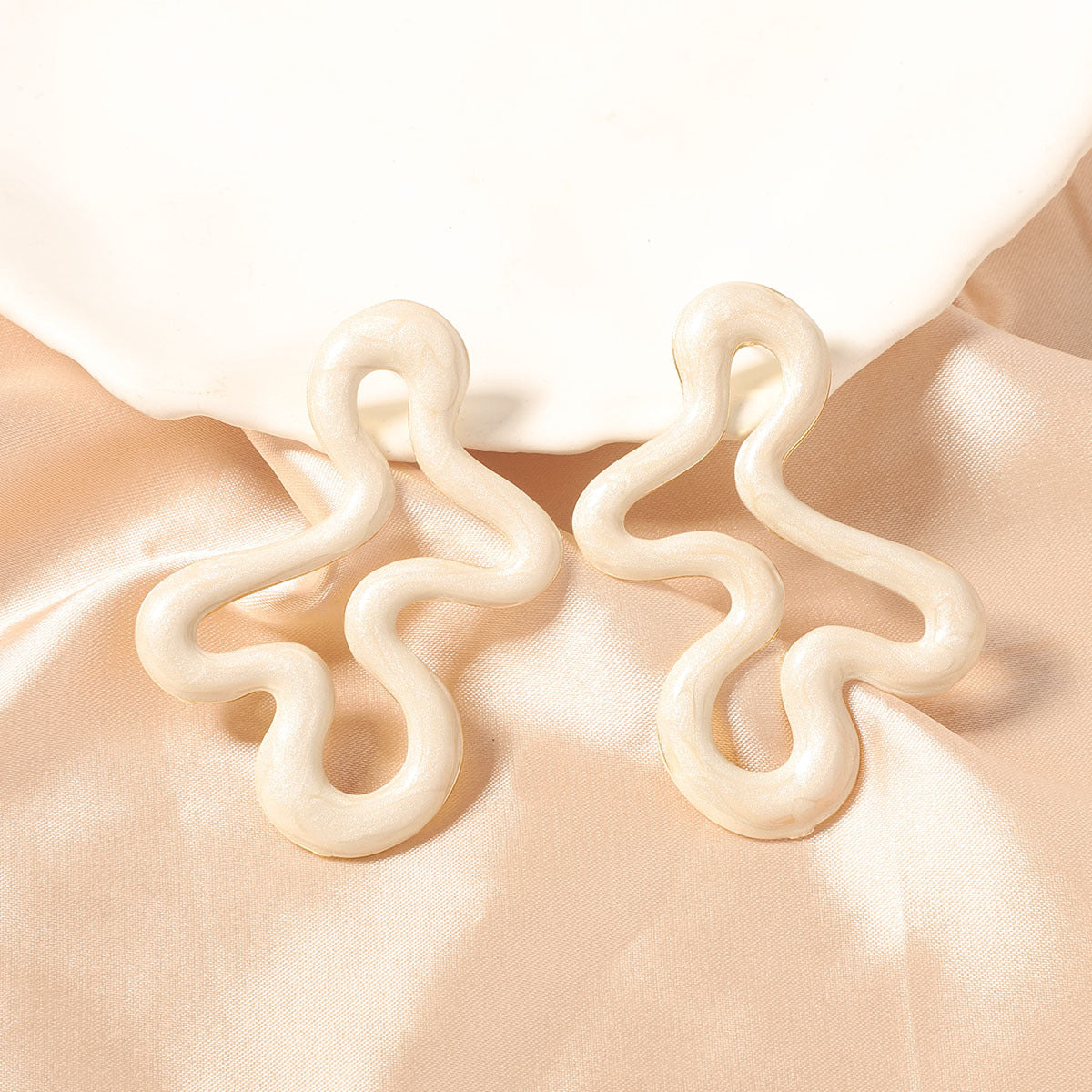 Classic Earring with Timeless Appeal