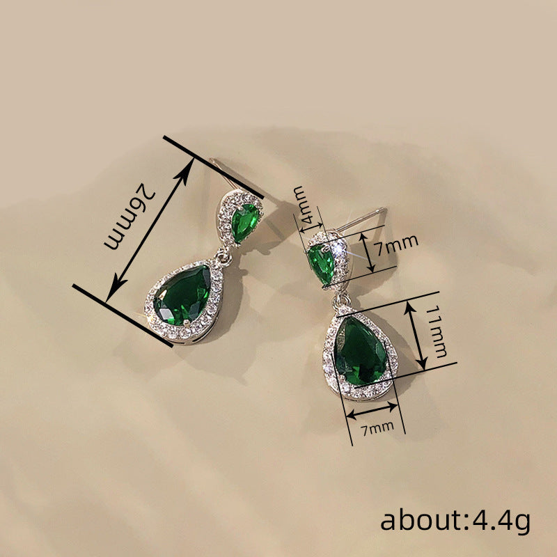 Classic Earring with Timeless Appeal