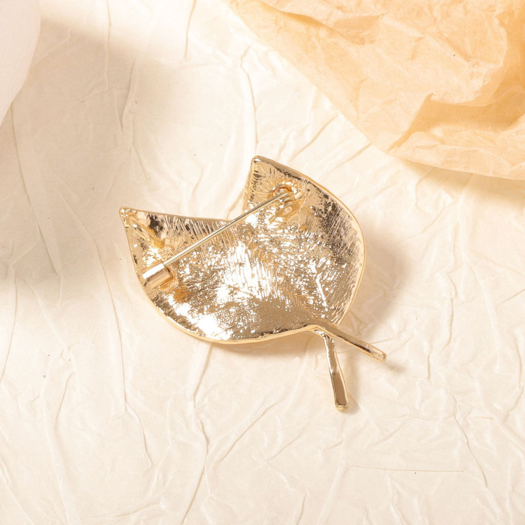 Delicate Artisan Pearl Piece