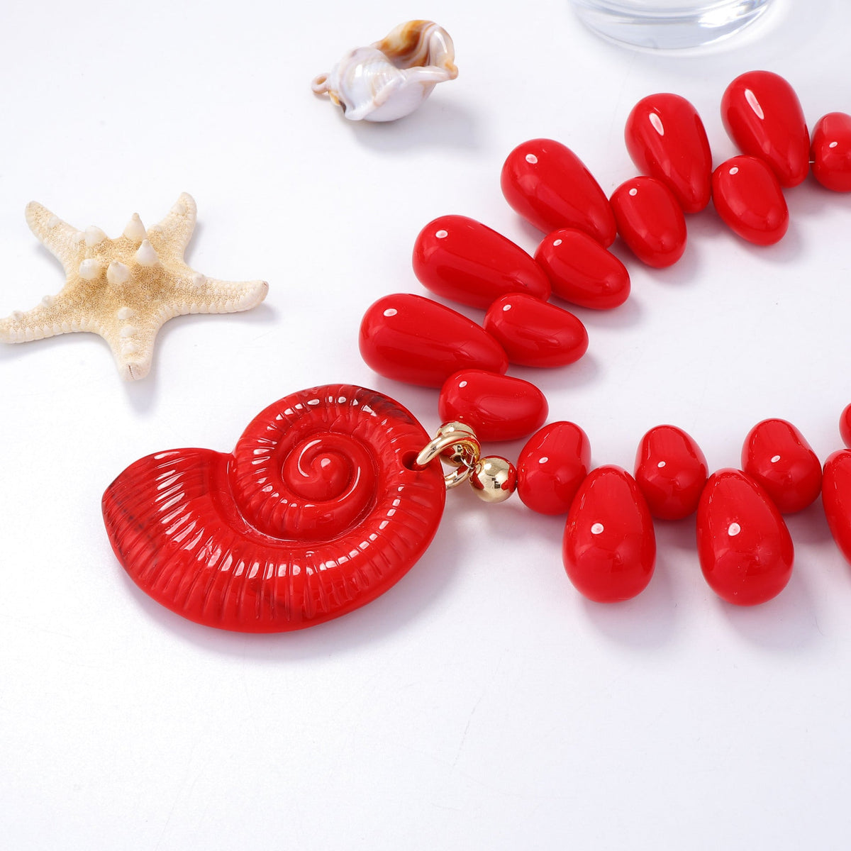 Classic Necklace with Timeless Appeal