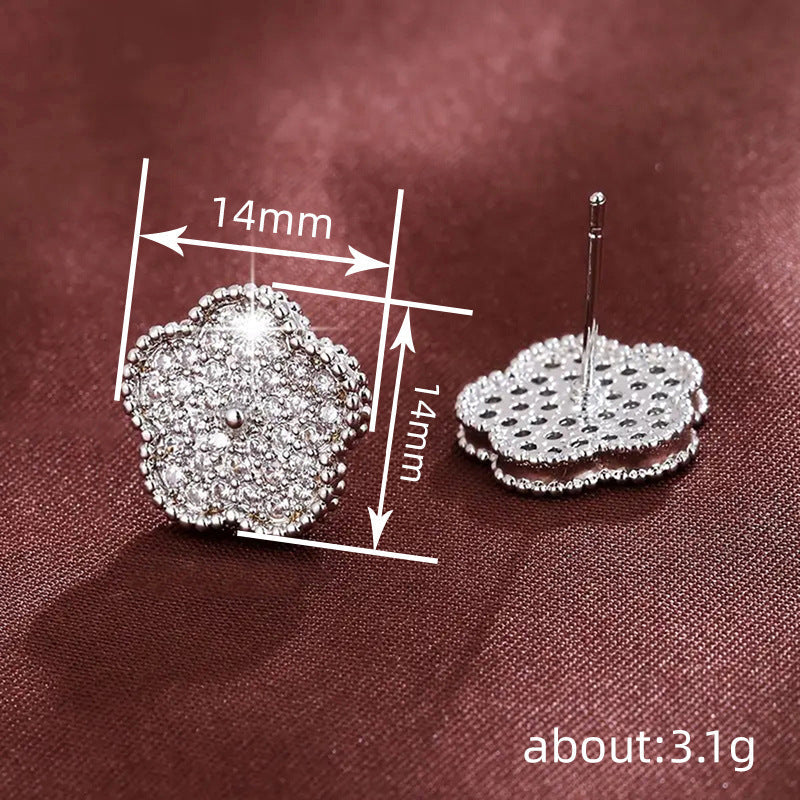Charming Piece for Any Occasion