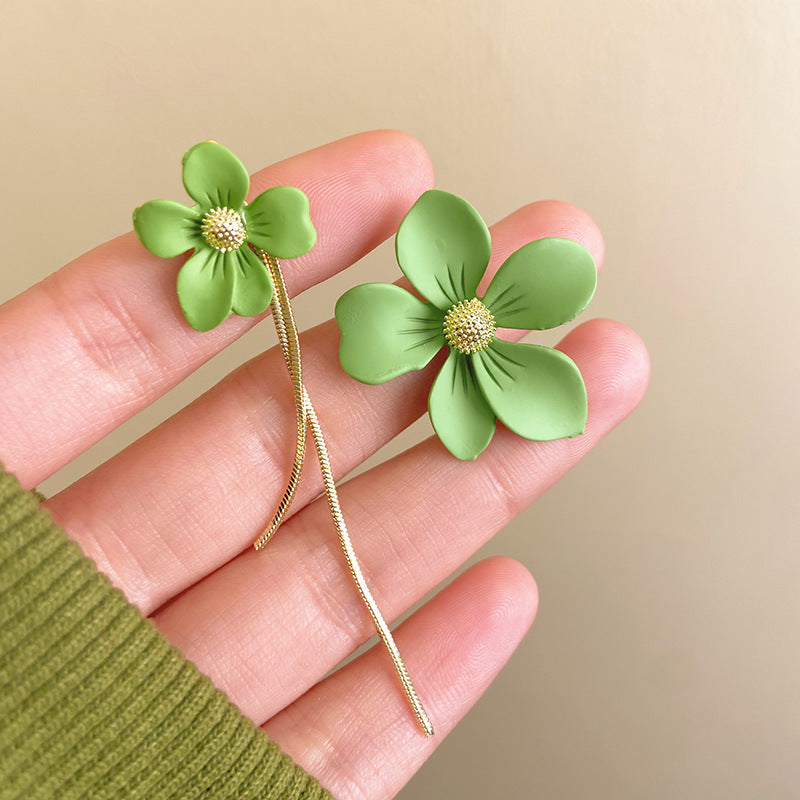 Stunning Earring for Daily Wear