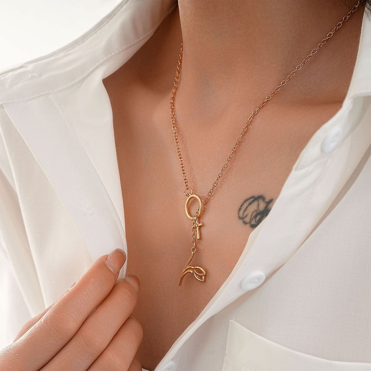 Elegant Gold Necklace for Every Occasion