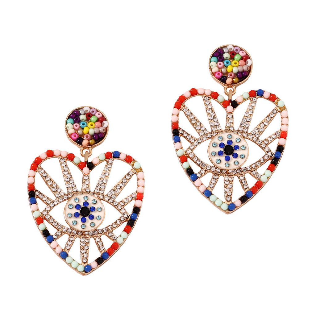 Charming Earring for Any Occasion