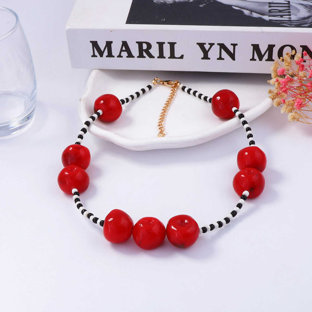 Classic Necklace with Timeless Appeal