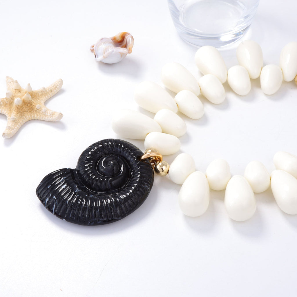 Classic Necklace with Timeless Appeal