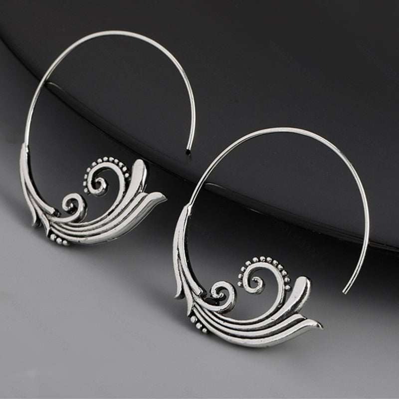 Elegant Silver Earring for Every Occasion