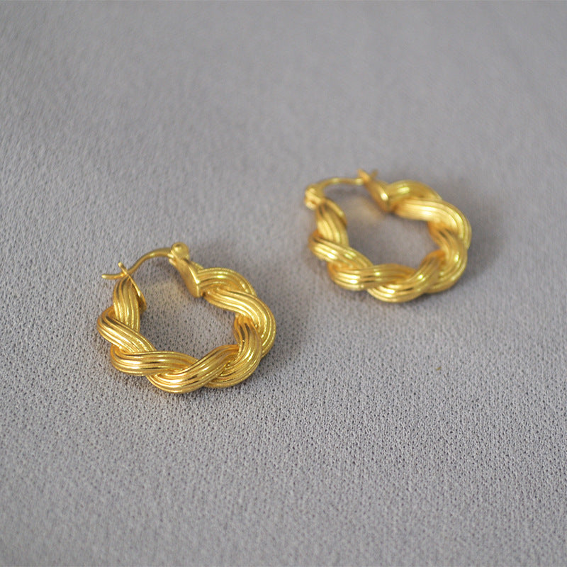 Elegant Earring for Every Occasion
