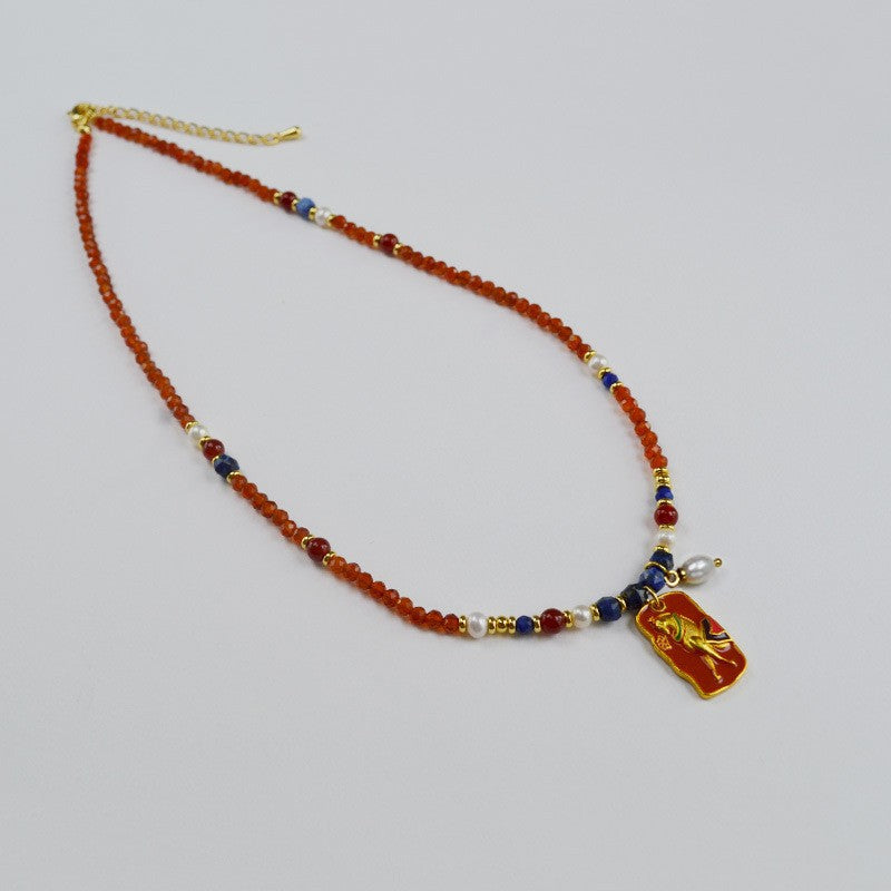 Charming Gold Necklace for Any Occasion